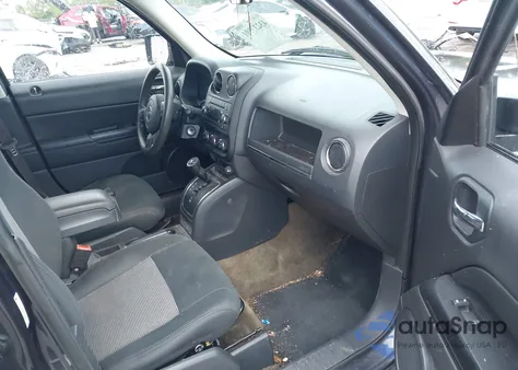 2014 Jeep Patriot Sport z USA, uszkodzony, nr VIN 1C4NJPBA6ED617775